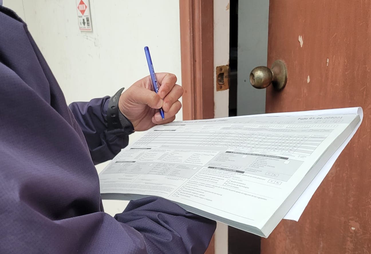 300 funcionarios municipales se capacitan en Ficha Básica de Emergencia