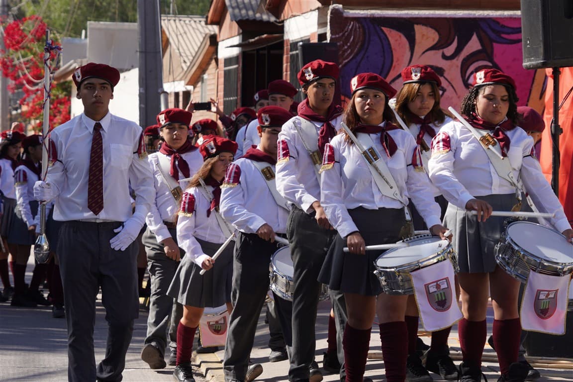 Monte Patria conmemoró las Glorias Navales con masiva participación ciudadana