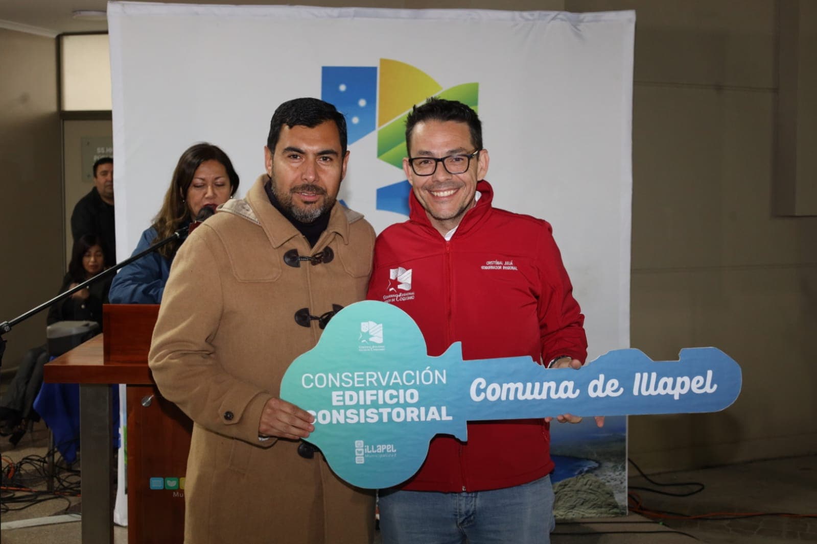 Illapel inaugura edificio consistorial renovado con inversión de $993 millones — foto 1