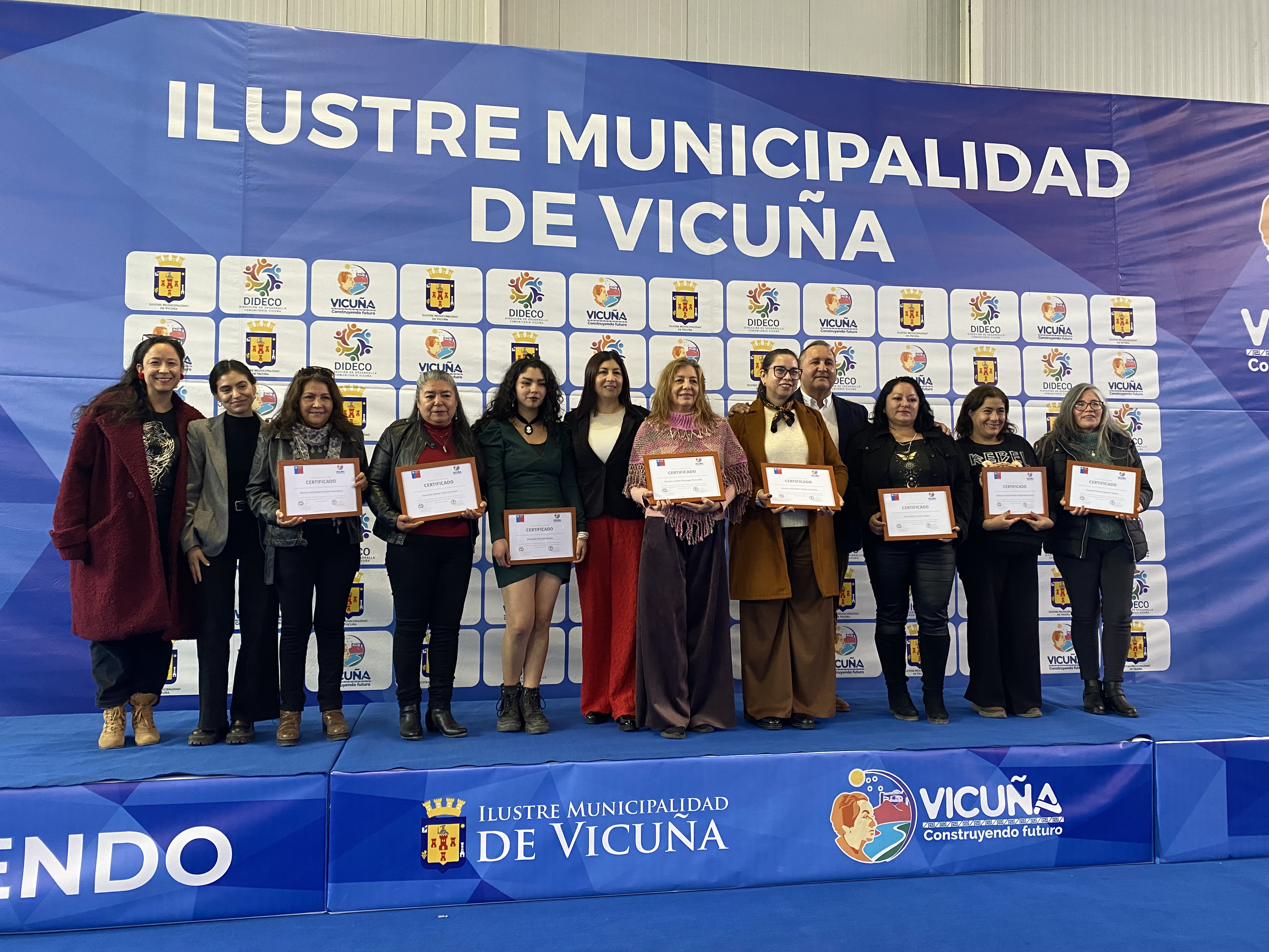 Vicuña lanza programas para fortalecer autonomía económica de mujeres — foto 1