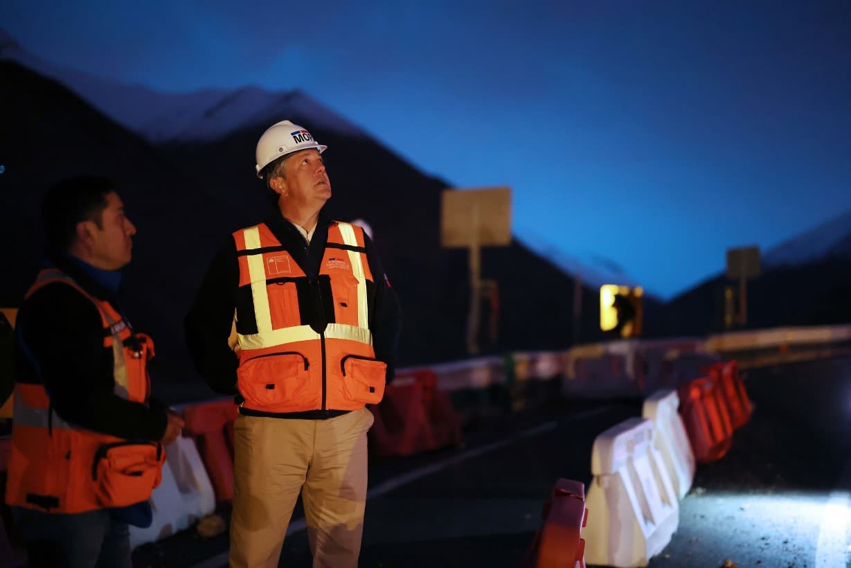 Subsecretario de Obras Públicas supervisa trabajos en Ruta 41CH tras sistema frontal — foto 3