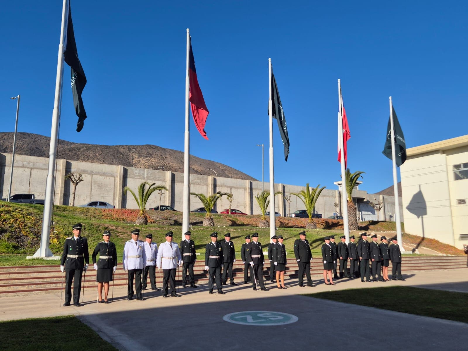Gendarmería reconoce trayectoria de suboficiales mayores en La Serena — foto 1