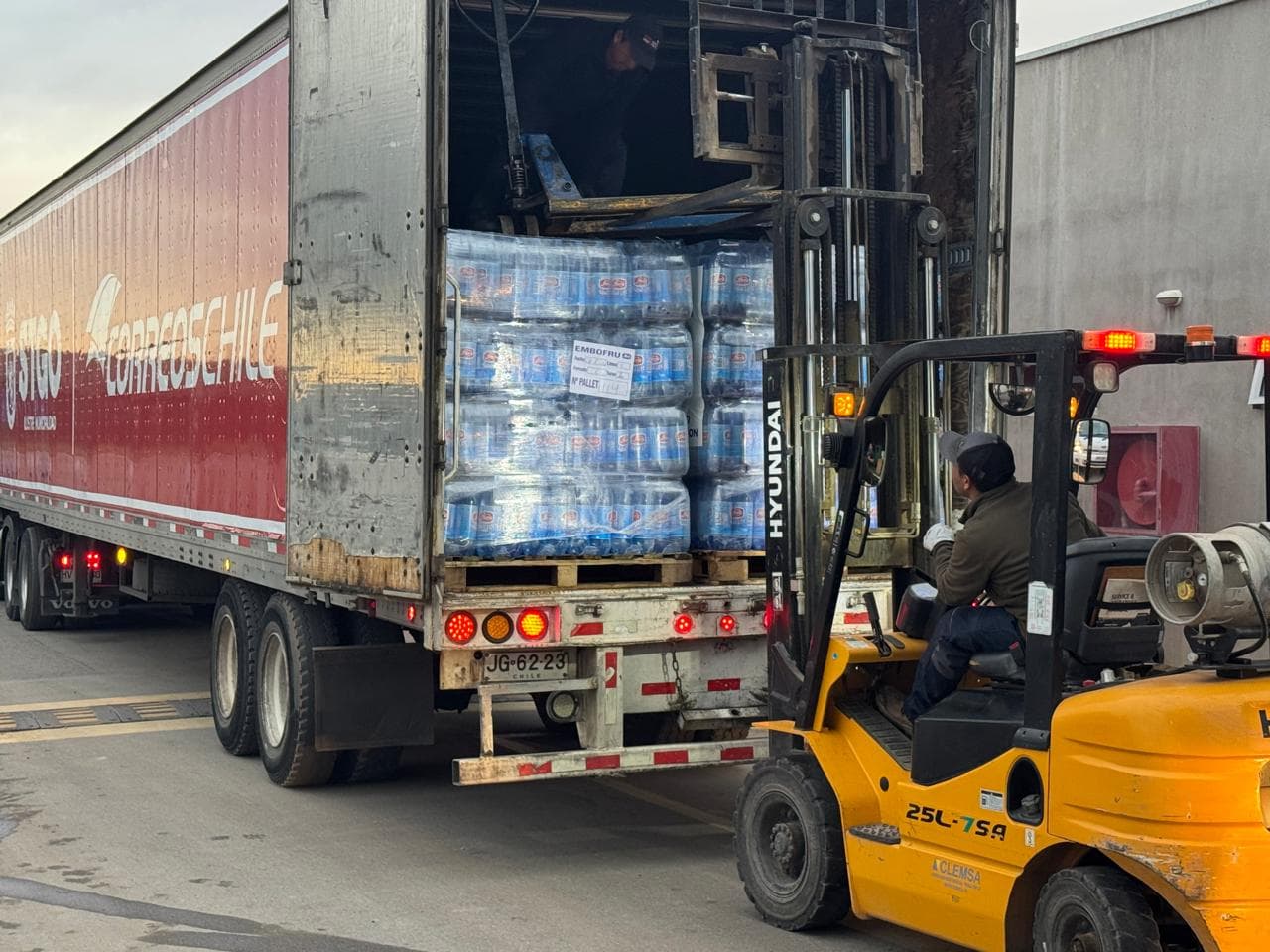 Más de 50 toneladas de ayuda humanitaria llegan al Limarí por alianza público-privada — foto 4