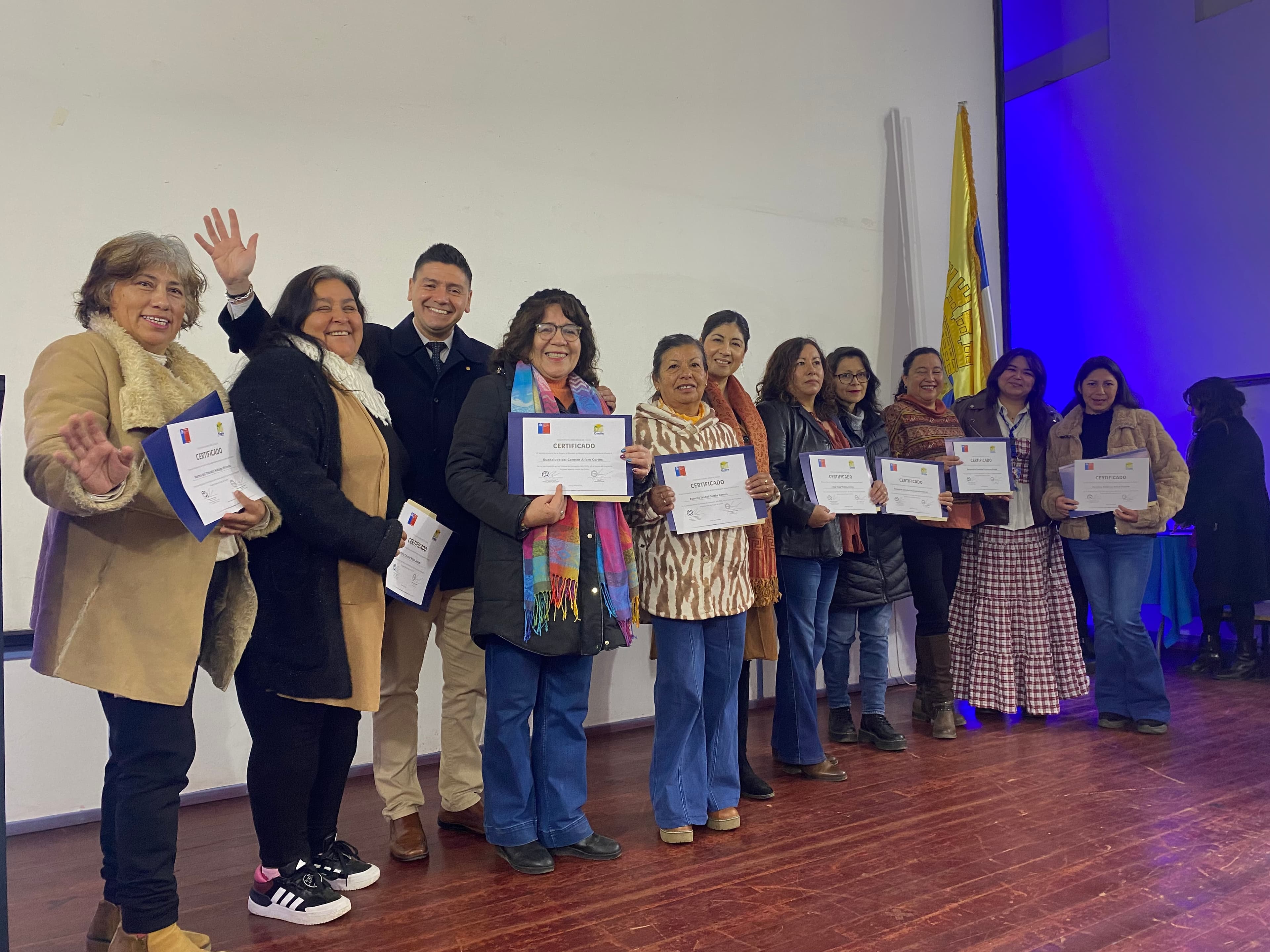 Ovalle certifica a 70 mujeres jefas de hogar y suma 120 nuevas participantes — foto 3
