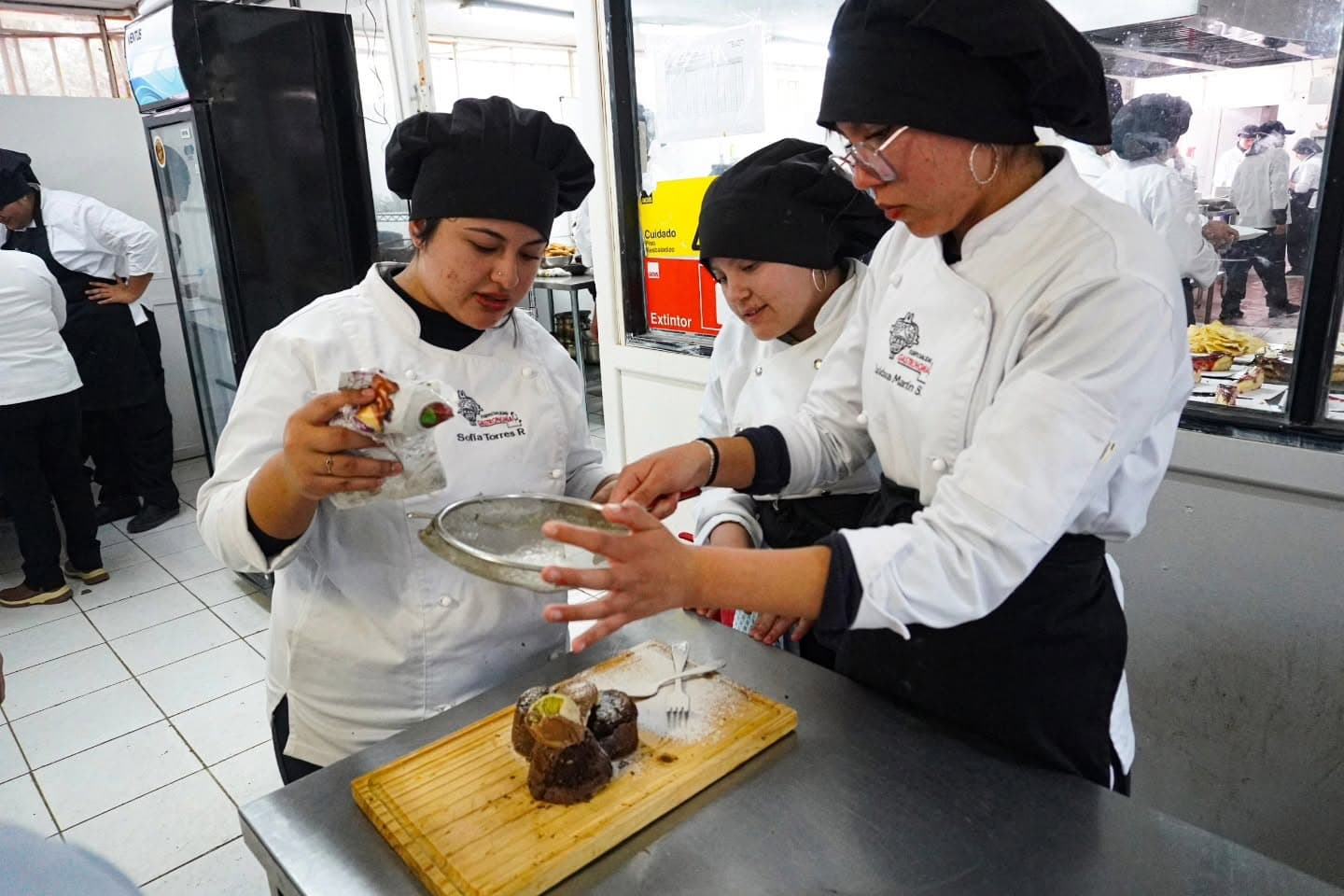 Liceo de Monte Patria inaugura comedor didáctico para estudiantes de gastronomía