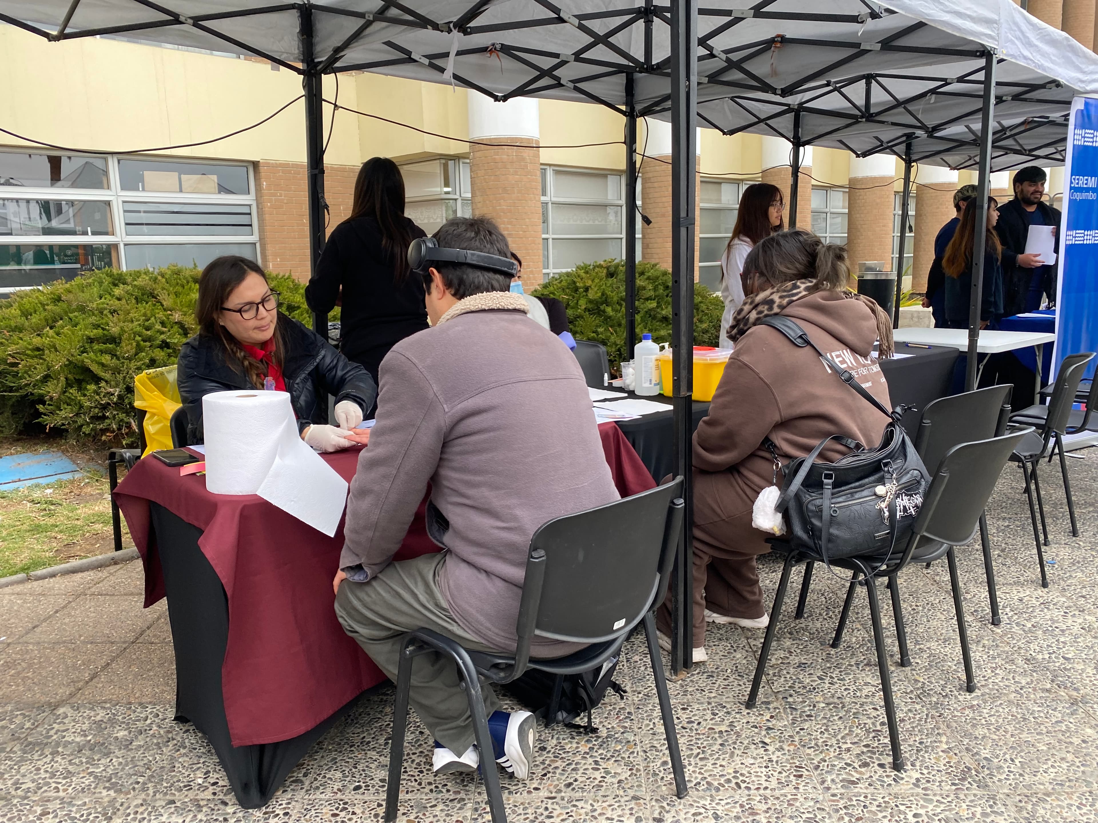 Seremi de Salud acerca test rápido de VIH a universitarios en La Serena — foto 1
