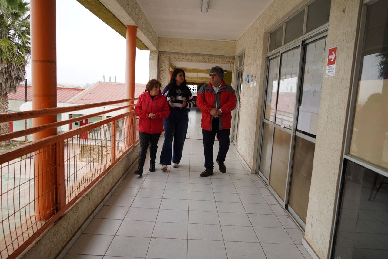 Escuela de Romero continúa sin clases por daño en sistema de agua potable — foto 5