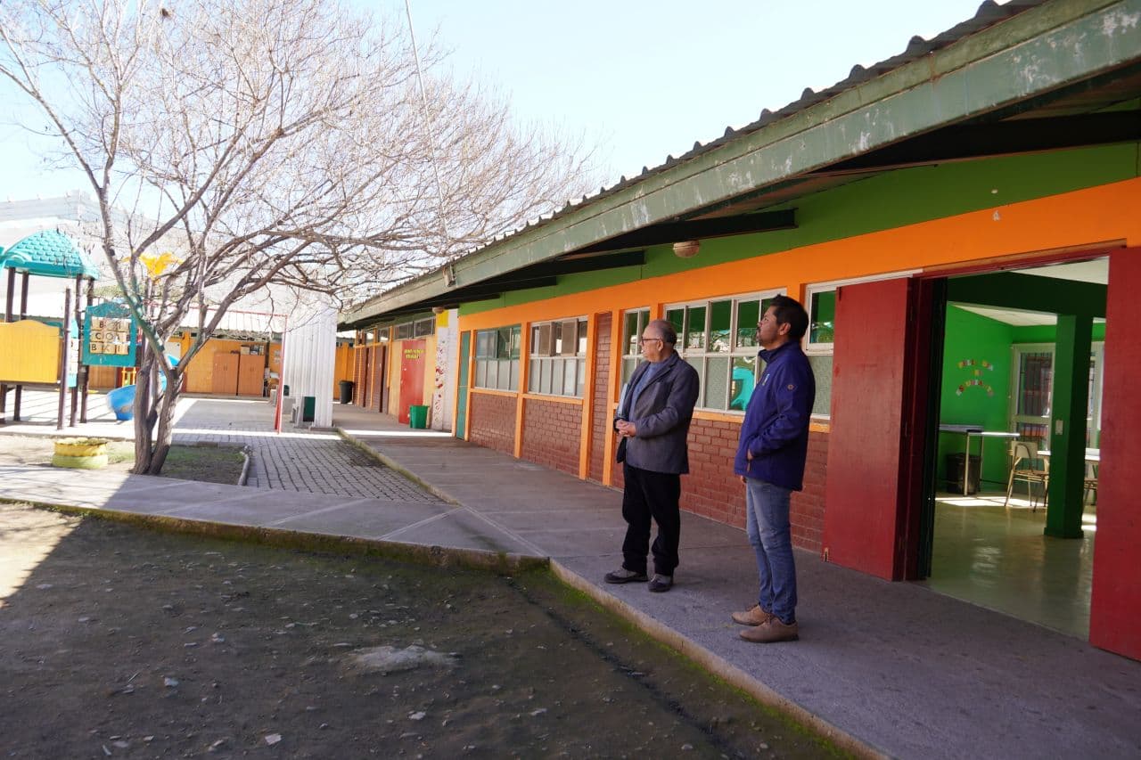 Escuelas de La Higuera retoman clases tras reparaciones por sistema frontal