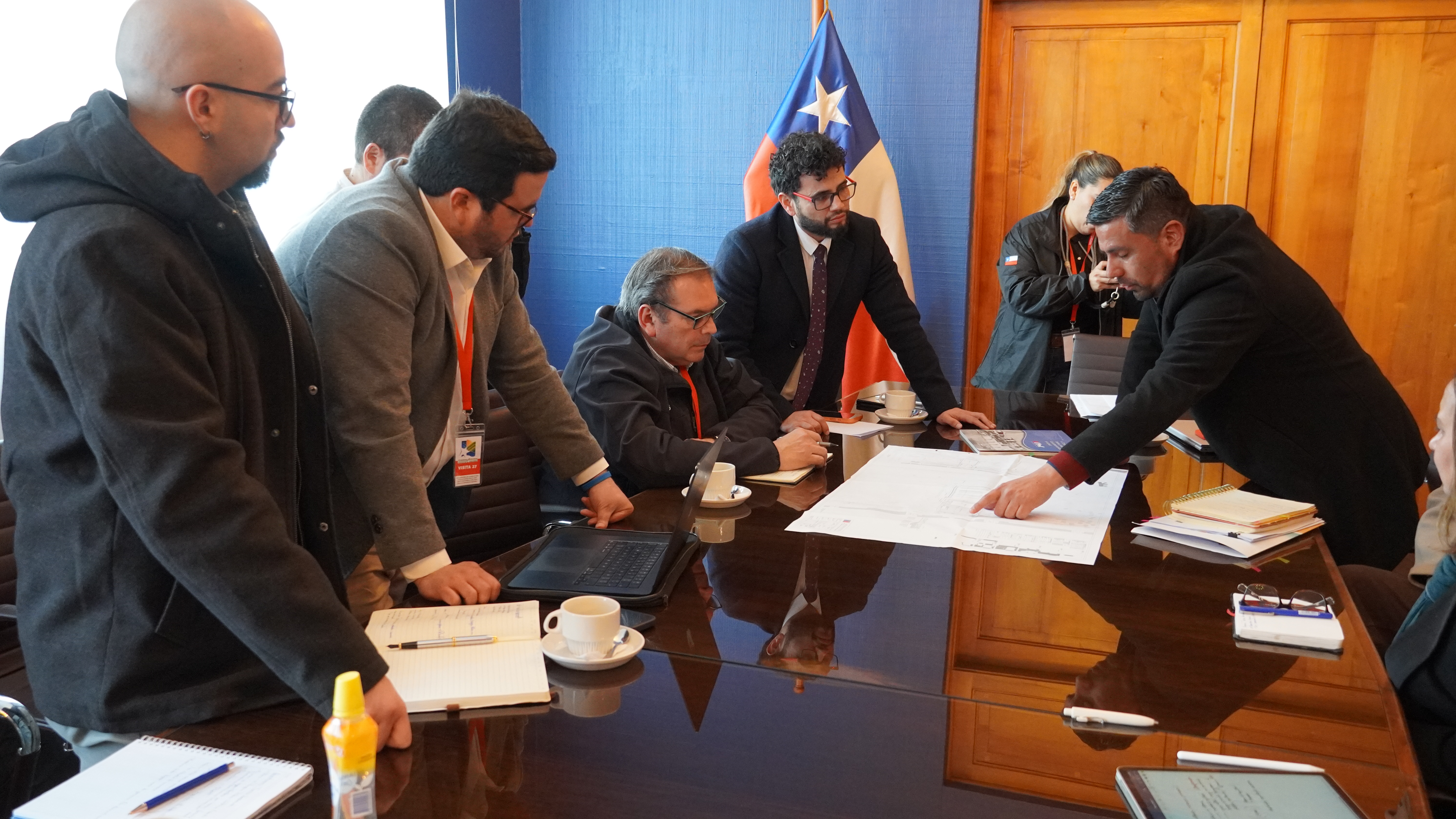 Gobernador propone nombrar Teatro Regional como Jorge Peña Hen