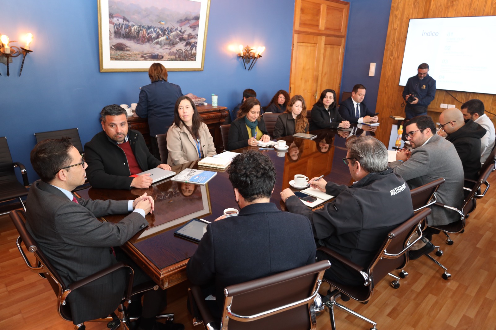 Gobernador propone nombrar Teatro Regional como Jorge Peña Hen — foto 1