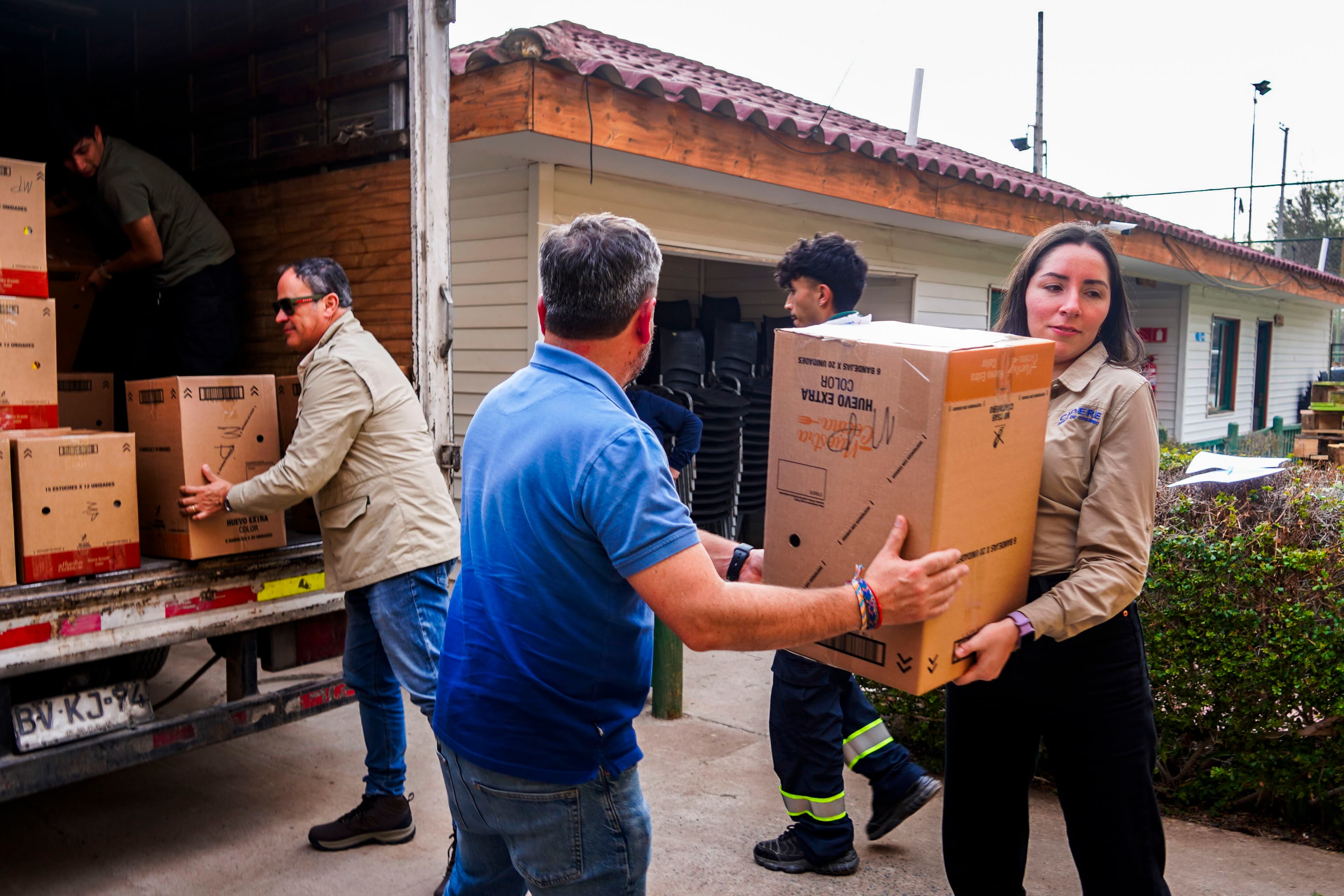 Campaña solidaria llega a Monte Patria con ayuda para damnificados — foto 1