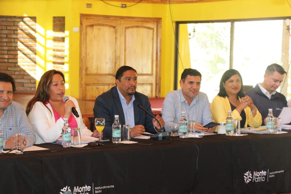Mesa Regional de Desarrollo Rural sesionó en la comuna de Monte Patria