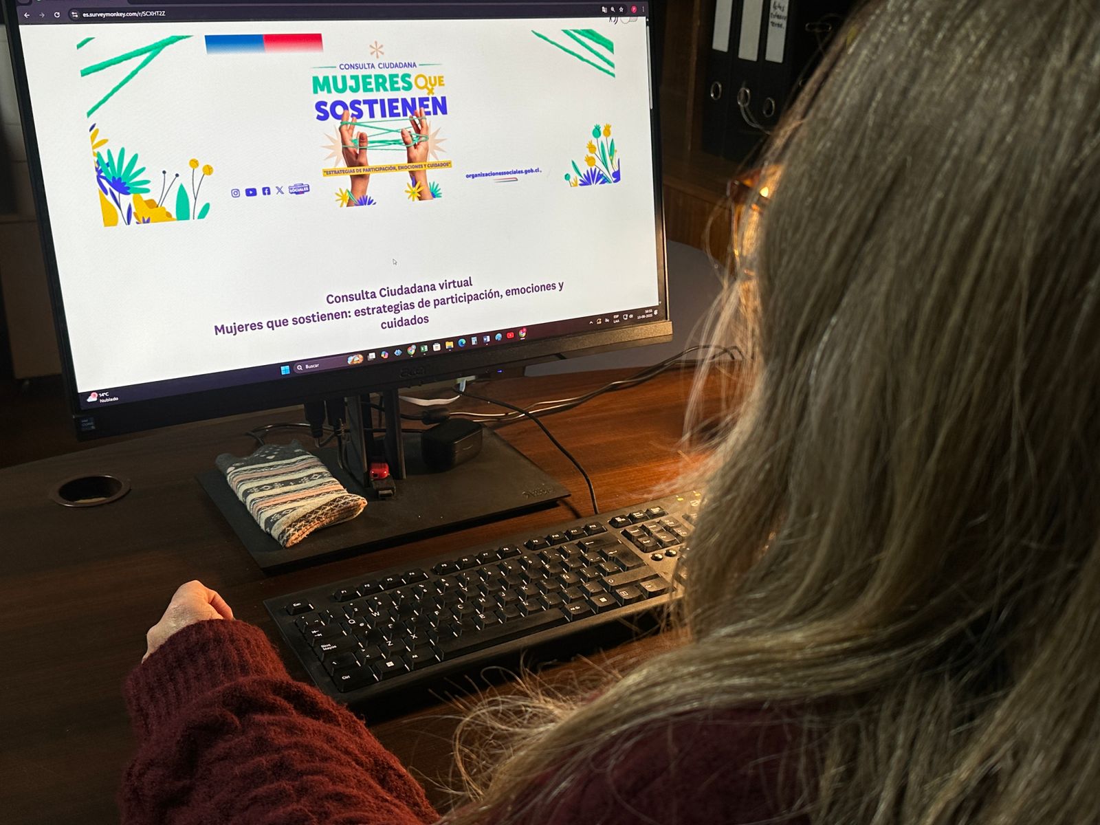 Mujeres que sostienen: Gobierno invita a dirigentas a participar en consulta nacional para fortalecer su rol