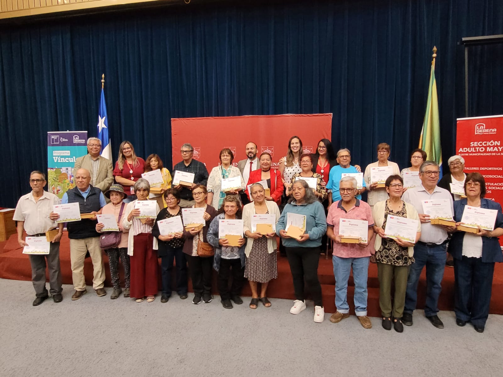 Durante dos años 150 personas mayores de La Serena recibieron el apoyo y acompañamiento del Programa Vínculos