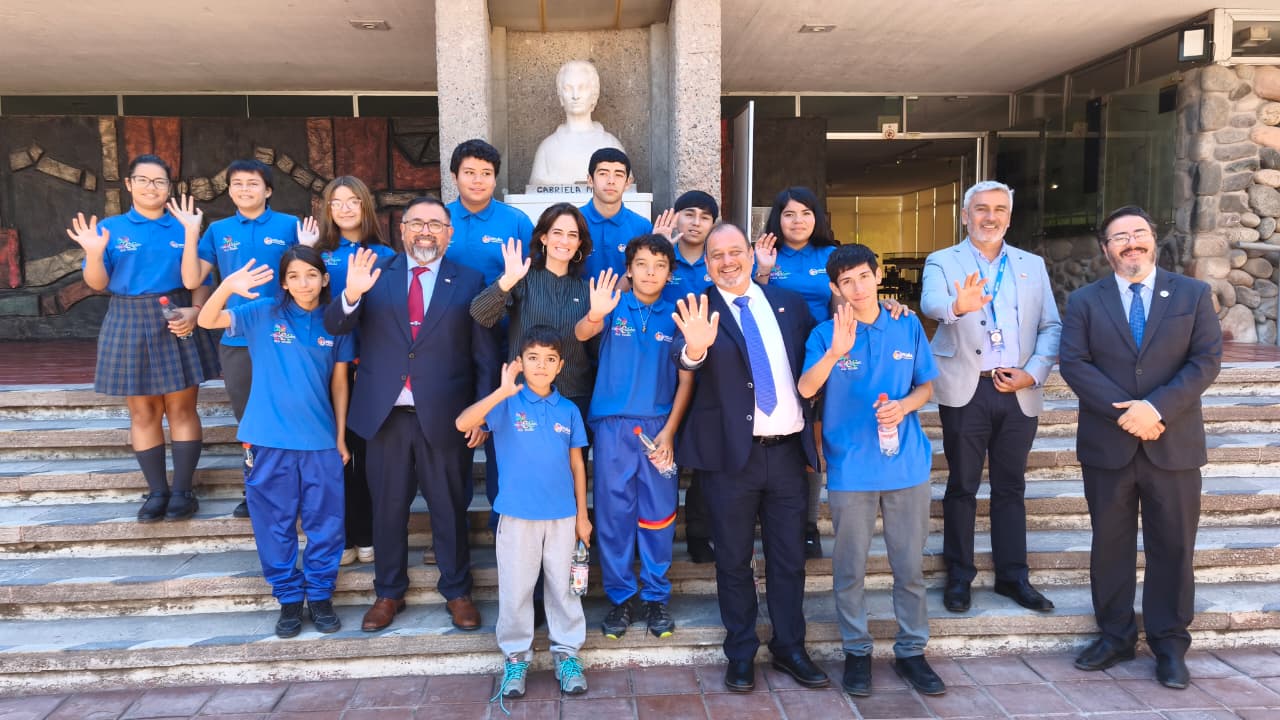 Ministra María Jesús Wulf: “Buscamos que los niños crezcan en entornos digitales seguros donde puedan desarrollarse sin riesgos ni vulneraciones, de ningún tipo”
