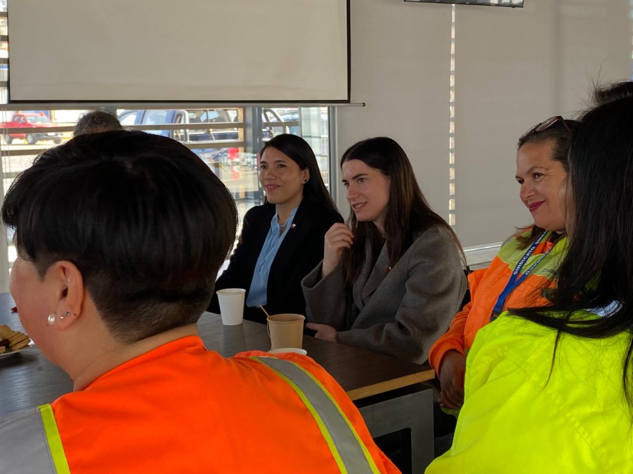 Inclusión laboral femenina y empleabilidad para mayores de 55 años marcan visita de Subsecretaria de Previsión Social a Coquimbo