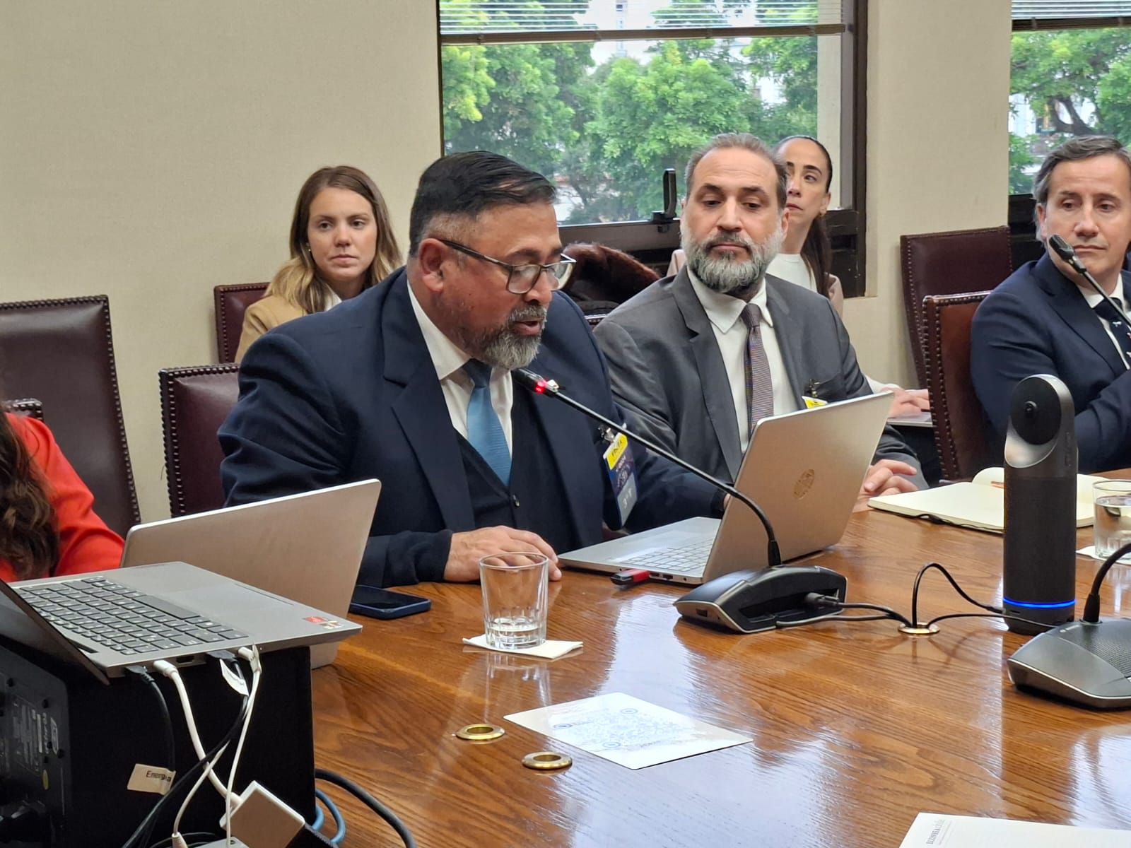 Delegado Presidencial Víctor Pino realza el beneficio de la reutilización de agua de emisarios submarinos